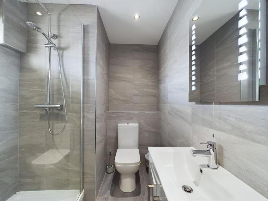 Donegall Sq Apt At City Gate, Belfast City Centre Екстер'єр фото