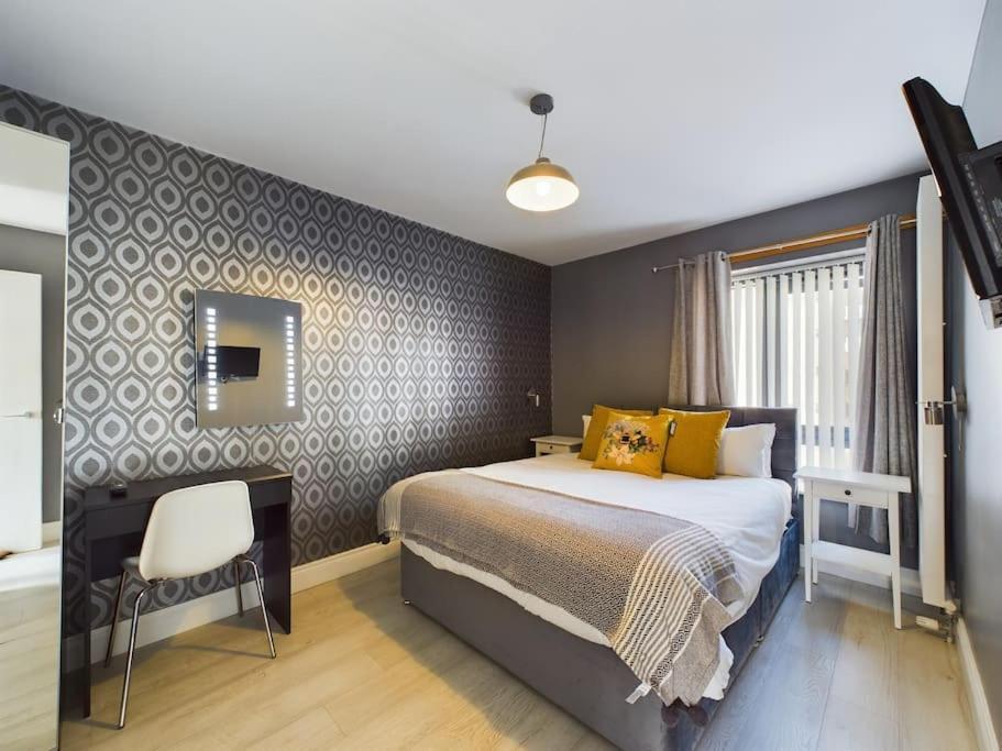 Donegall Sq Apt At City Gate, Belfast City Centre Екстер'єр фото