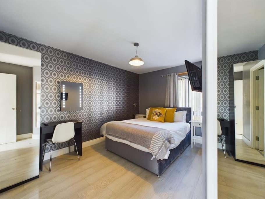 Donegall Sq Apt At City Gate, Belfast City Centre Екстер'єр фото