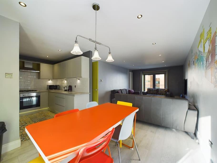 Donegall Sq Apt At City Gate, Belfast City Centre Екстер'єр фото